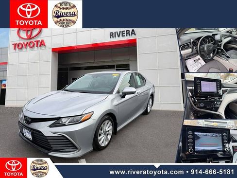 Used 2022 Toyota Camry LE w/ Carpet Mat Package (TMS) image 1