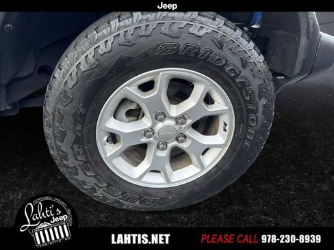 Certified 2021 Jeep Wrangler Unlimited Islander image 10