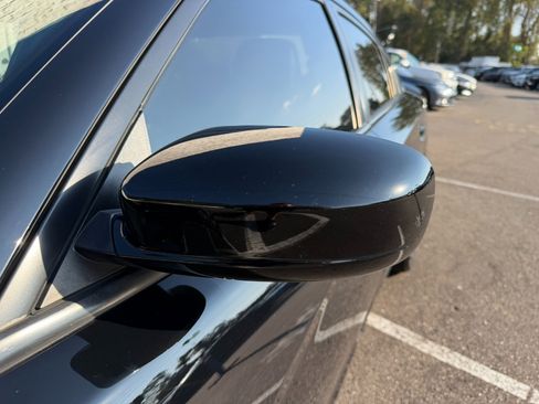 Used 2020 Dodge Charger SXT w/ Leather Interior Group image 8