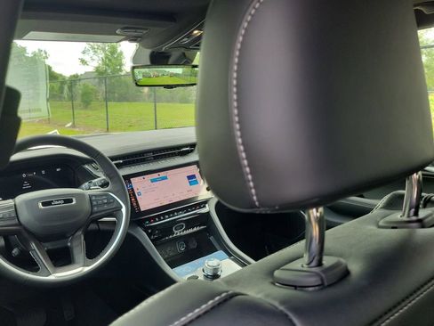 New 2026 Jeep Grand Cherokee L Limited AWD/4WD image 12