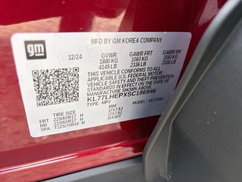 Used 2025 Chevrolet Trax LT image 28