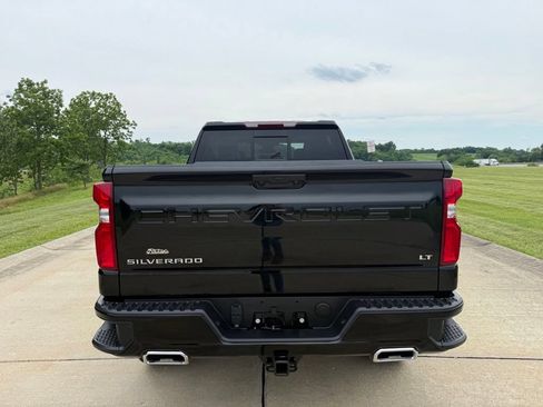 New 2026 Chevrolet Silverado 1500 LT Trail Boss w/ Convenience Package II AWD/4WD image 4