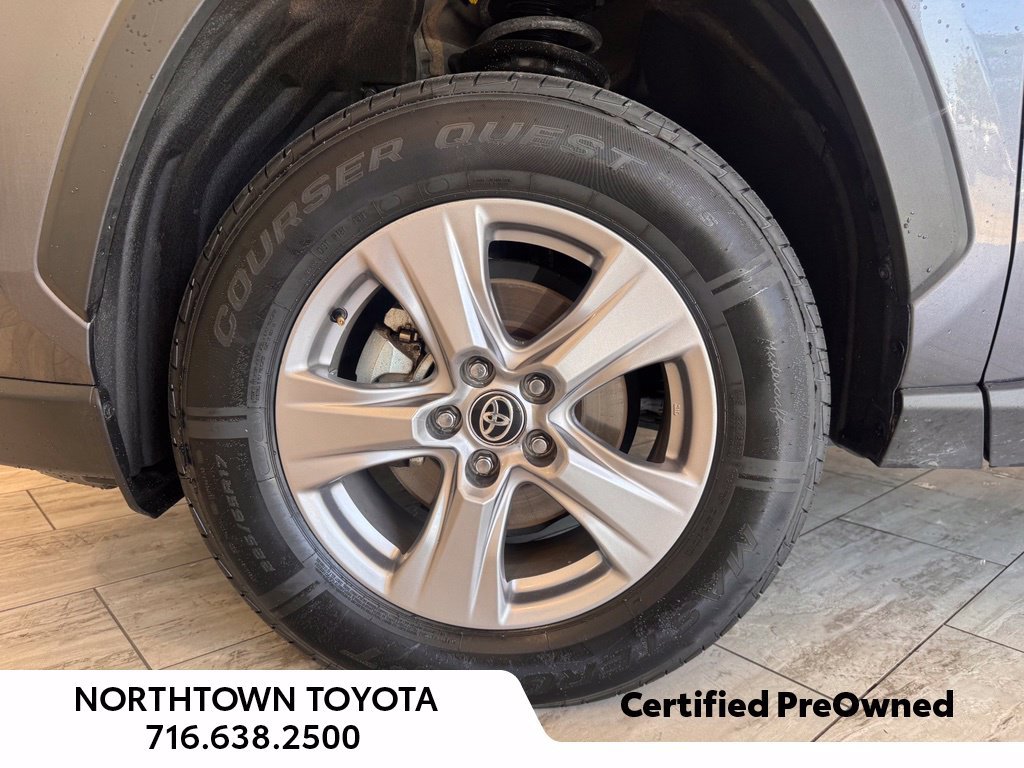Used 2025 Toyota RAV4 XLE w/ Weather Package AWD/4WD image 24