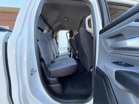 Used 2020 RAM 1500 Big Horn AWD/4WD image 24