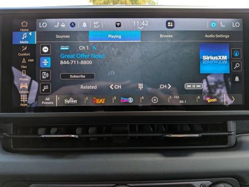 Used 2024 Jeep Gladiator Rubicon AWD/4WD image 21