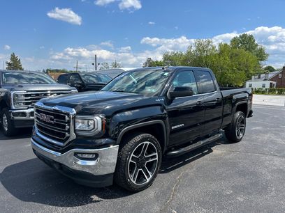 Used 2019 GMC Sierra 1500 SLE w/ Black Pack