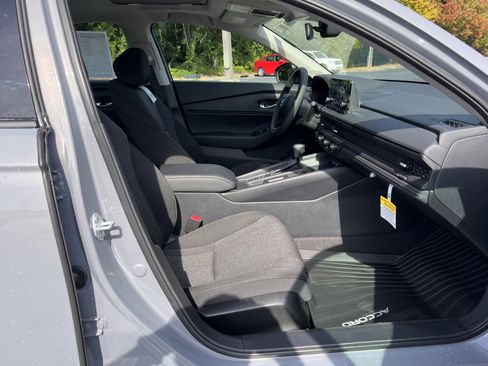 New 2025 Honda Accord SE image 14