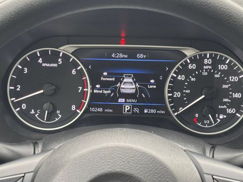 Used 2025 Nissan Sentra SV FWD image 35