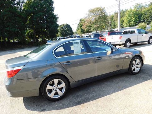 Used 2007 BMW 525xi Sedan image 9