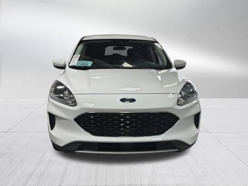 Used 2021 Ford Escape SE image 2