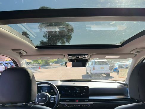 Used 2025 Kia Sorento EX w/ EX Panoramic Sunroof Package AWD/4WD image 7