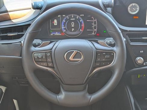 Used 2025 Lexus ES 350 w/ Premium Package FWD image 20