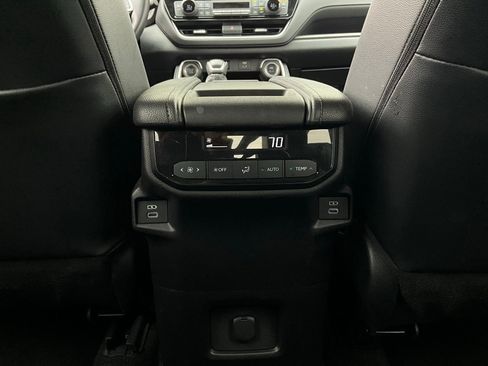 Used 2025 Toyota Grand Highlander FWD image 14