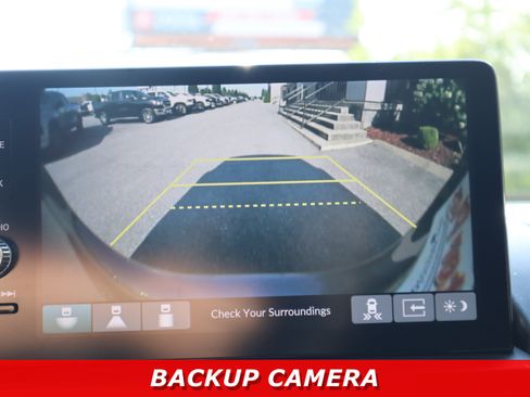 Used 2025 Honda Pilot EX-L image 16