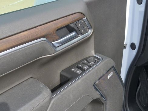 New 2026 GMC Sierra 1500 SLT AWD/4WD image 11
