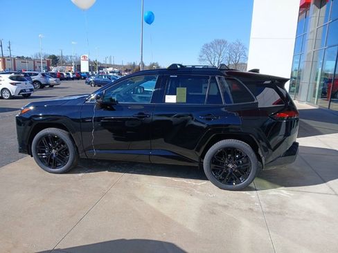 New 2026 Toyota RAV4 FWD image 4