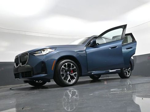 Used 2026 BMW X3 xDrive30 w/ M Sport Package image 41