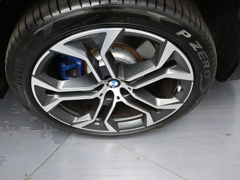 Used 2019 BMW X5 xDrive50i w/ Executive Package image 8