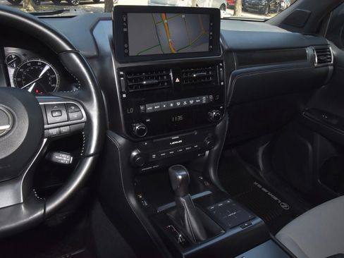 Used 2023 Lexus GX 460 w/ Black Line Special Edition AWD/4WD image 27