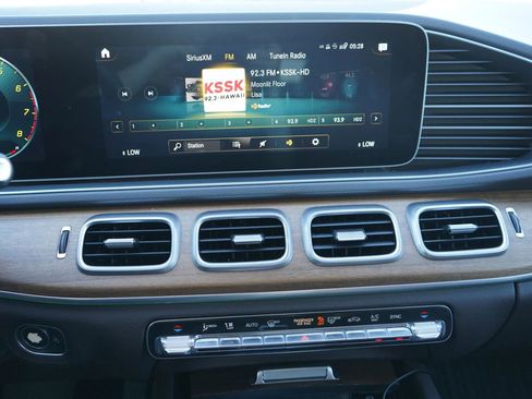 Used 2020 Mercedes-Benz GLE 350 4MATIC image 12