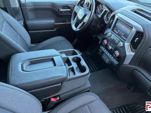 Certified 2020 GMC Sierra 1500 Elevation w/ Elevation Value Package AWD/4WD image 17