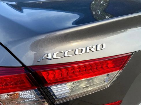 Used 2020 Honda Accord LX image 31