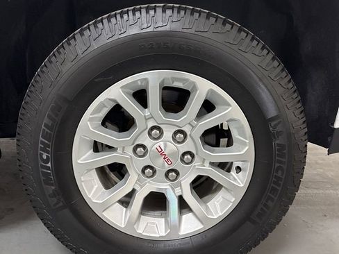 Used 2020 GMC Yukon SLT image 44