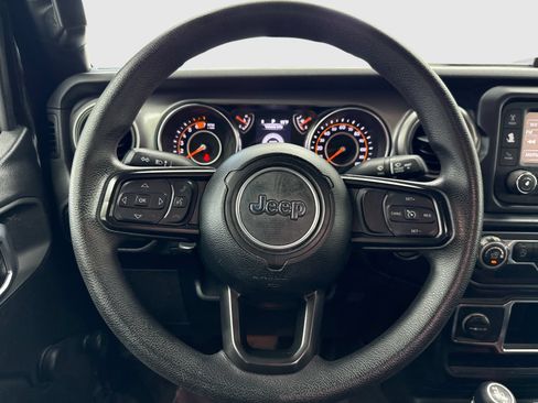 Used 2021 Jeep Wrangler Unlimited Sport AWD/4WD image 19