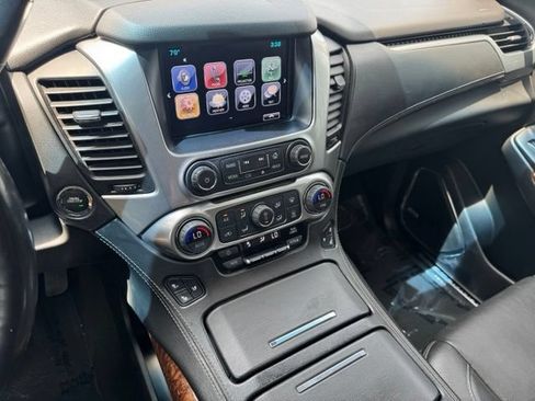 Used 2018 Chevrolet Suburban Premier AWD/4WD image 17