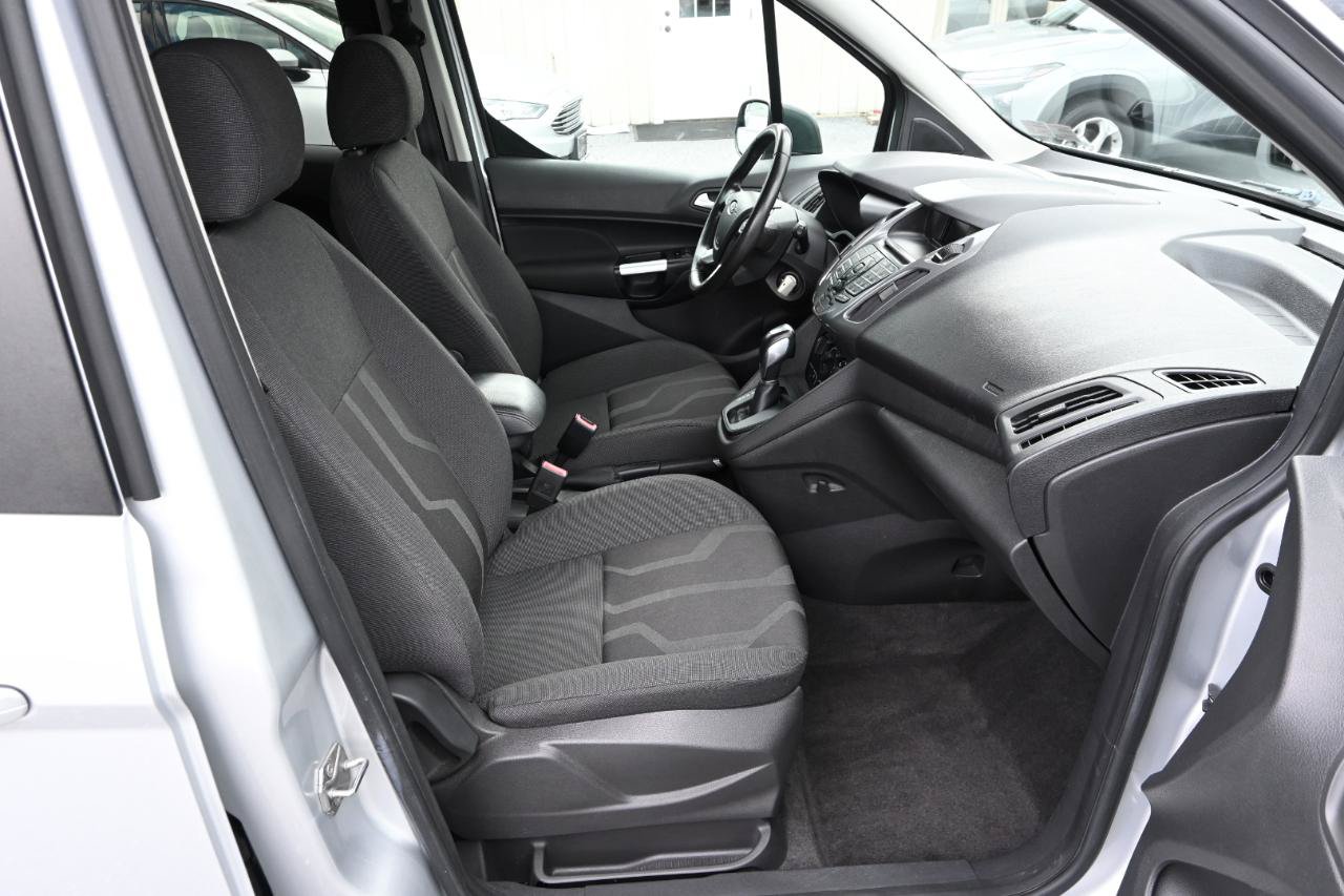 Used 2017 Ford Transit Connect XLT FWD image 31