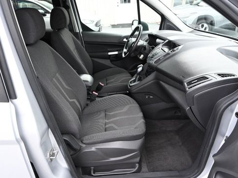Used 2017 Ford Transit Connect XLT FWD image 31