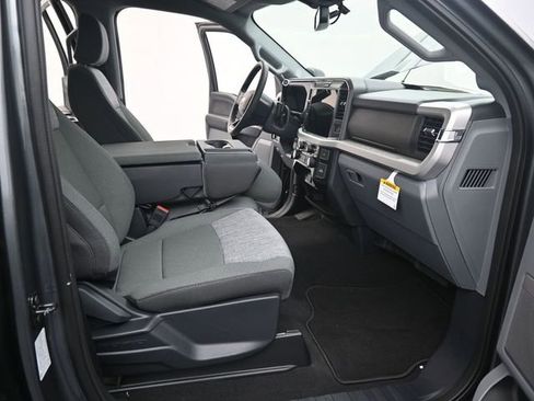 New 2026 Ford F350 XLT w/ XLT Premium Package AWD/4WD image 16
