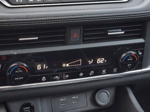 Certified 2024 Nissan Rogue SV w/ SV Premium Package image 16