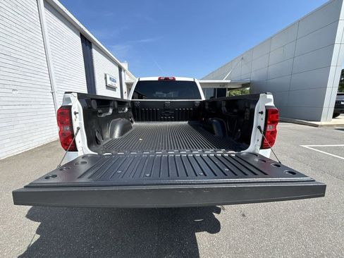Used 2017 Chevrolet Silverado 1500 LT w/ All Star Edition AWD/4WD image 21