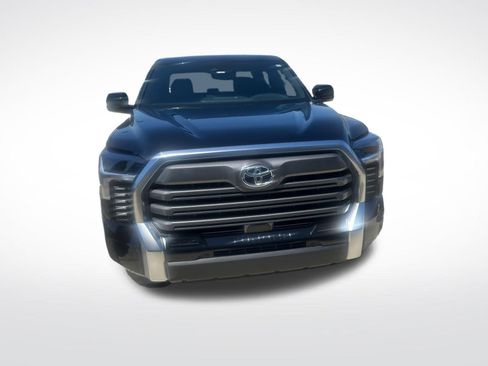Used 2025 Toyota Tundra Limited AWD/4WD image 7