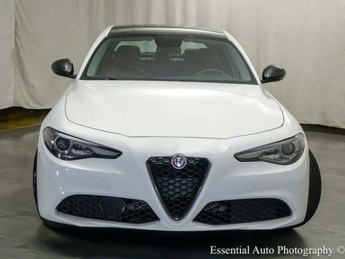 Used 2019 Alfa Romeo Giulia Ti w/ Nero Edizione AWD/4WD image 6