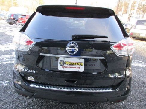 Used 2016 Nissan Rogue SV w/ SV Premium Package image 7
