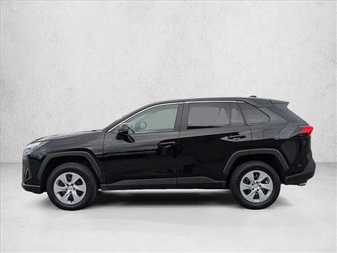 Used 2025 Toyota RAV4 LE image 9