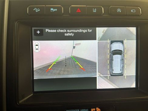 Used 2019 Ford Expedition Limited w/ Equipment Group 302A AWD/4WD image 16