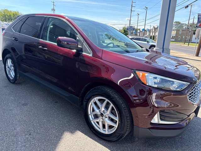 Certified 2024 Ford Edge SEL w/ Convenience Package AWD/4WD image 4