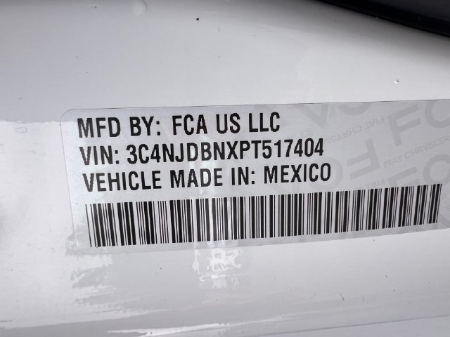 Used 2023 Jeep Compass Latitude AWD/4WD image 36