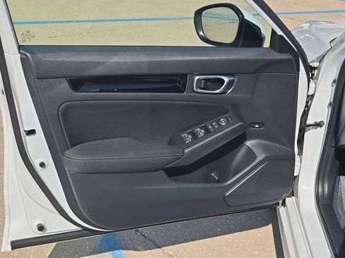 Used 2023 Honda Civic EX image 12