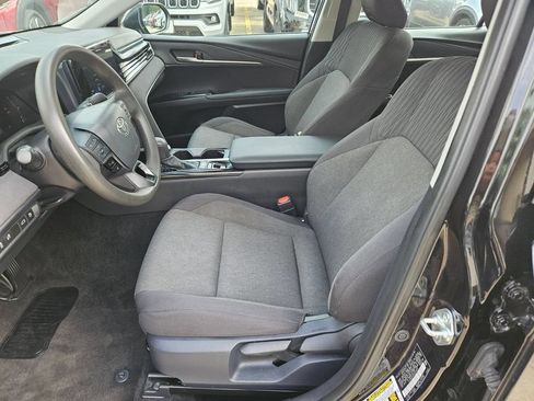 Used 2025 Toyota Camry LE FWD image 14