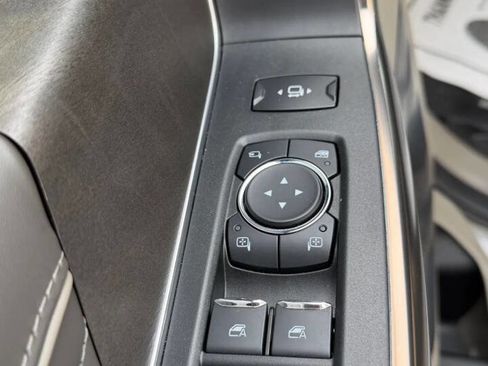 Used 2026 Ford F250 Platinum w/ Platinum Plus Package image 14