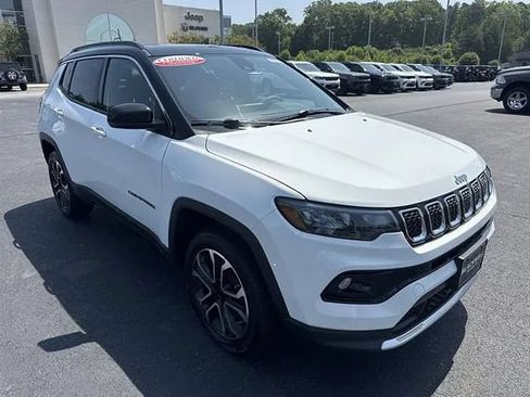 Used 2023 Jeep Compass Limited w/ Sun and Sound Group AWD/4WD image 1