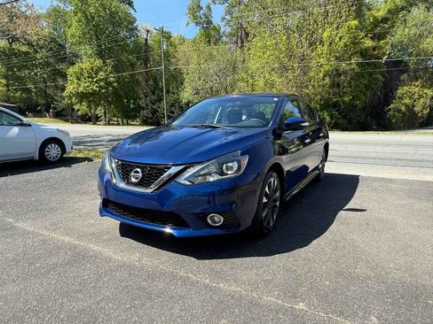 Used 2017 Nissan Sentra SR image 1