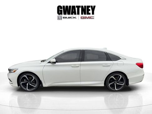 Used 2018 Honda Accord Sport image 4