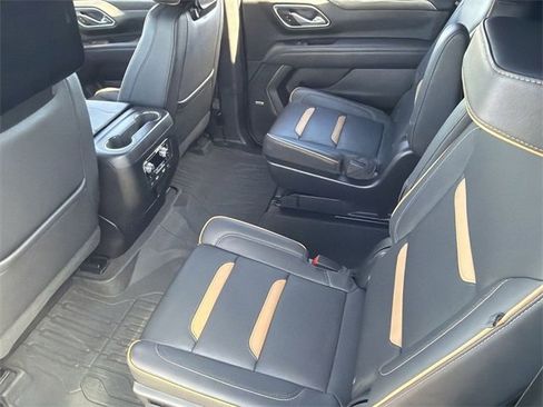 Used 2023 GMC Yukon XL AT4 w/ AT4 Premium Plus Package image 17