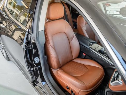 Used 2018 Maserati Ghibli RWD image 46