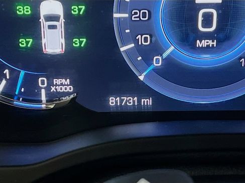 Used 2019 Cadillac Escalade Luxury AWD/4WD image 15